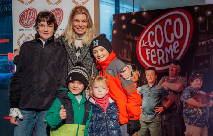 Ruby Brown était présente avec ses enfants à la première du film «Coco ferme», au Cinéma Impérial. « Ma génération a grandi avec "La guerre des tuques" et "Bach et Bottine", alors ma soeur et moi étions très contentes. »